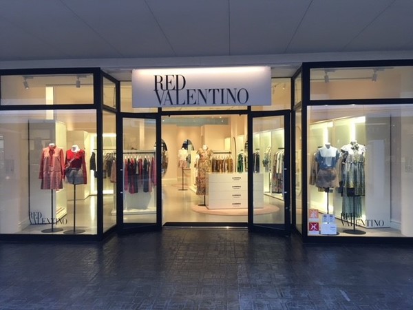 Red Valentino 三井アウトレットパーク木更津店 Forte Japan 国内外ブランドの販売代行および店舗運営